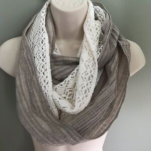Anna & Ava lace trimmed Nwt infinity scarf